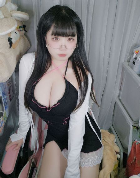 亚洲凤凰av免费观看_高清点播免费观看最新