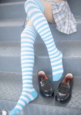 欧美男士休闲街拍_蓝光手机在线看