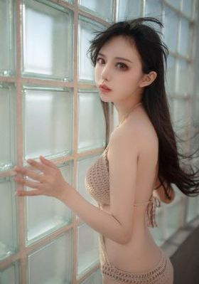 娇妻被老头玩弄hd在线观看_4K全集在线观看
